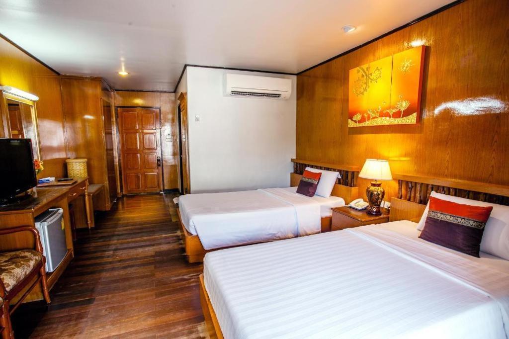 Phi Phi Banyan Villa Extérieur photo