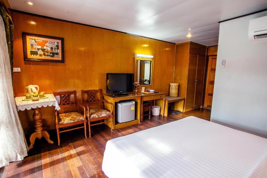 Phi Phi Banyan Villa Extérieur photo