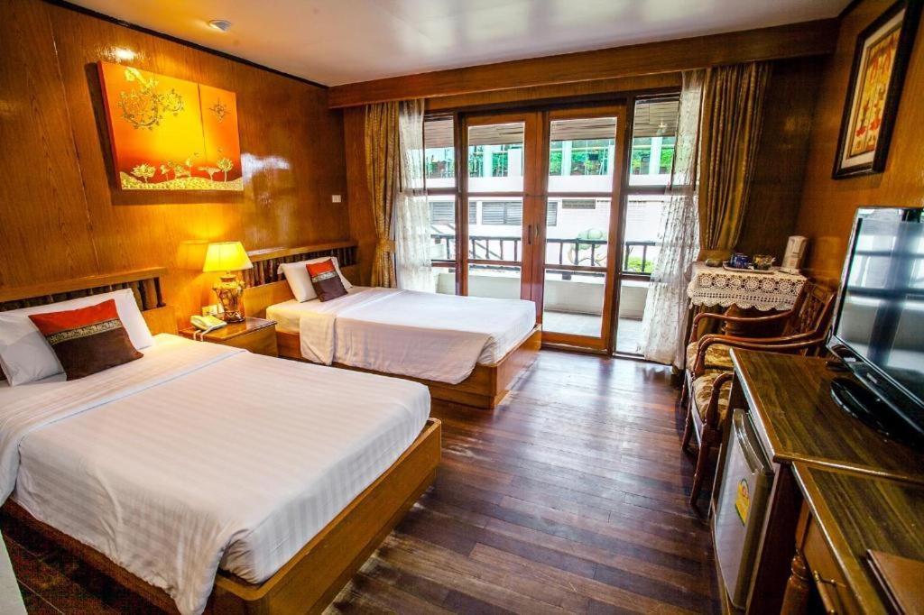 Phi Phi Banyan Villa Extérieur photo