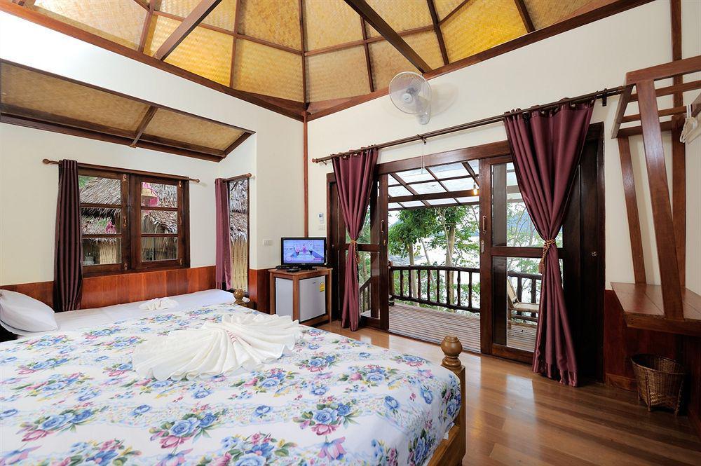 Phi Phi Banyan Villa Extérieur photo